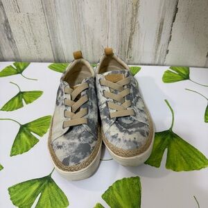 Gray and Tan Marble Tie Dye Casual Sneakers Braided Detail Everyday Wear